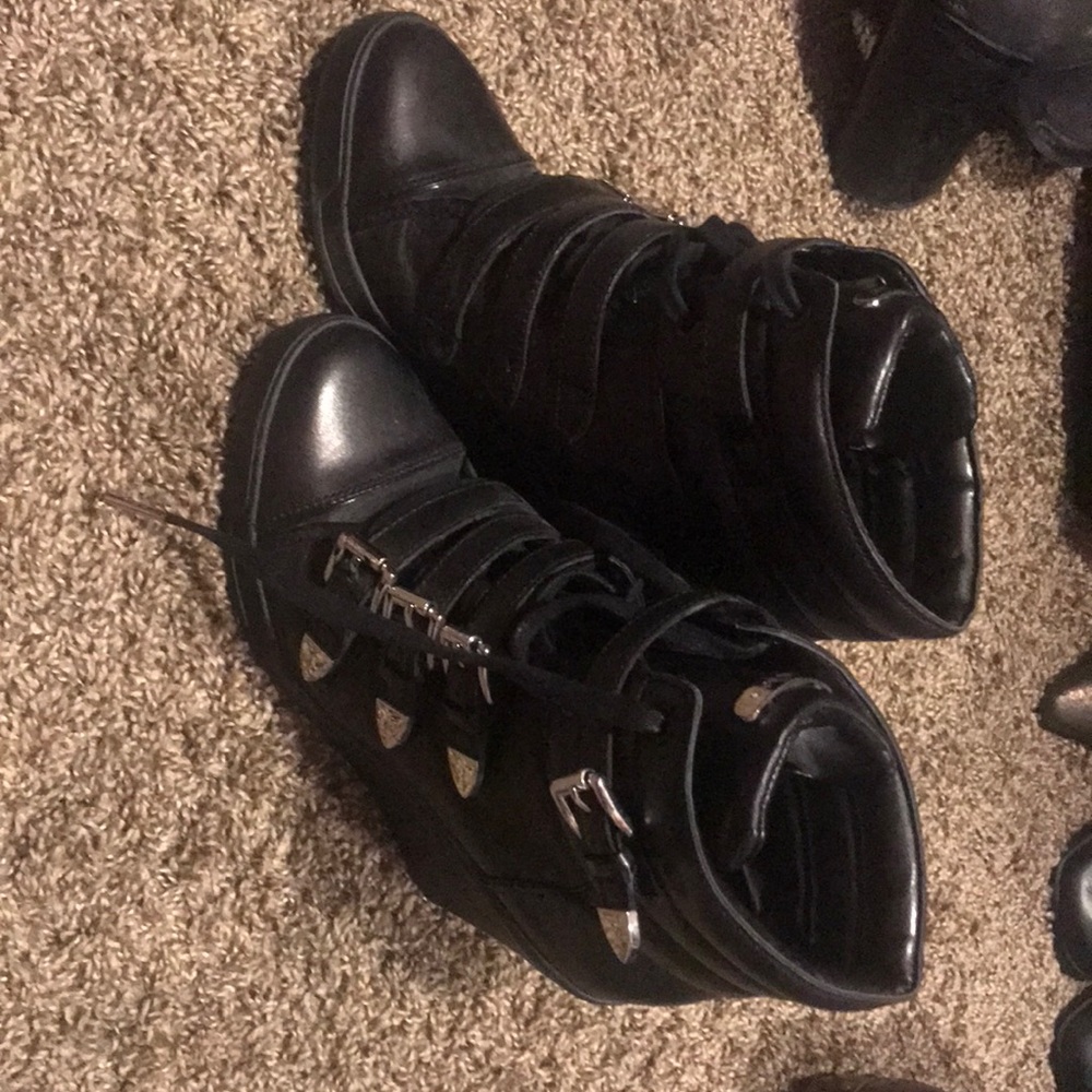 Micheal Kors high top wedge heeled boot sz 8